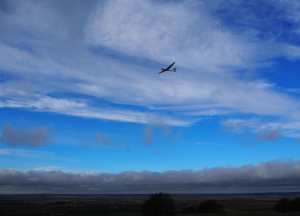 Gliding by, Dunstable Downs