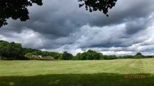 Rain-cluods-over-Ashley-Hill,-Berkshire
